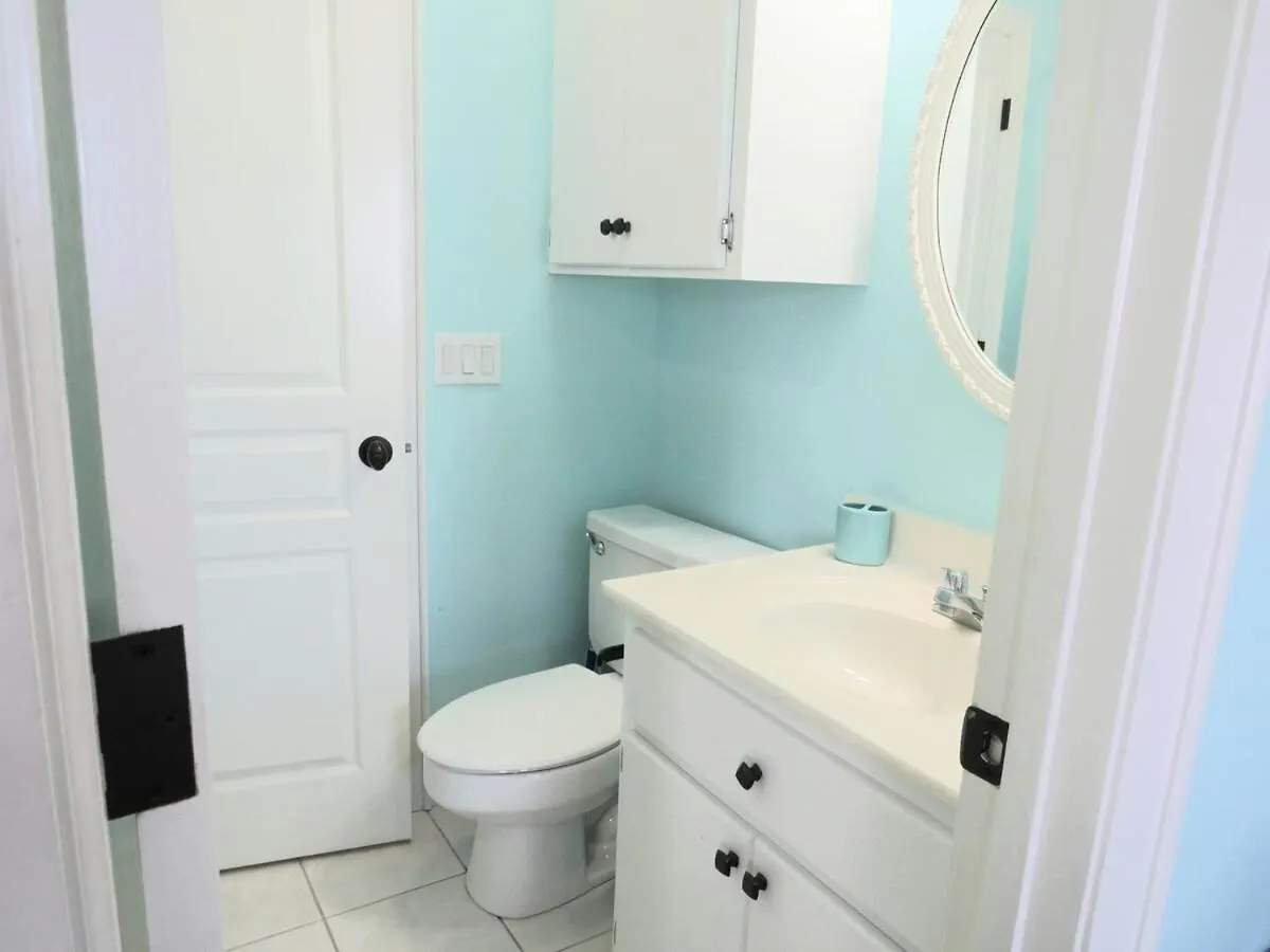 Hidden Gem With New Patio And Private Dock Destin