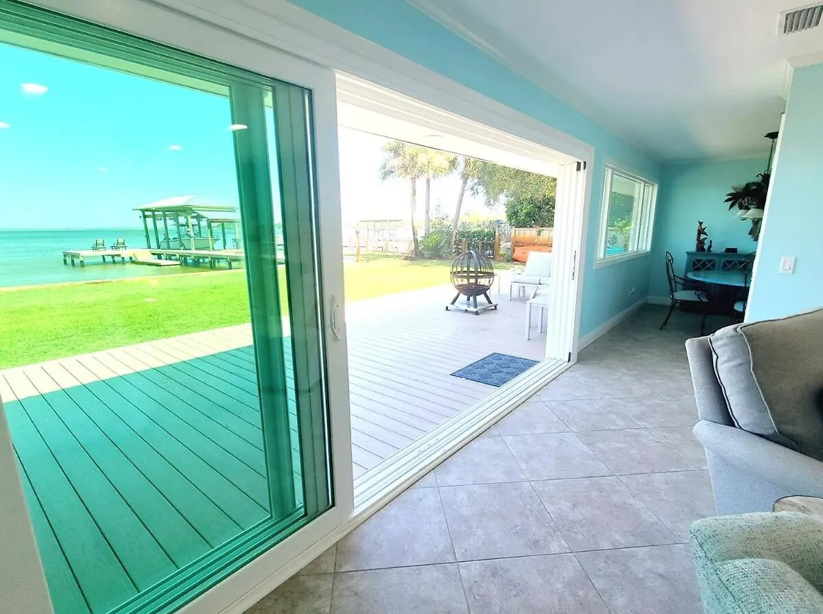 Hidden Gem With New Patio And Private Dock