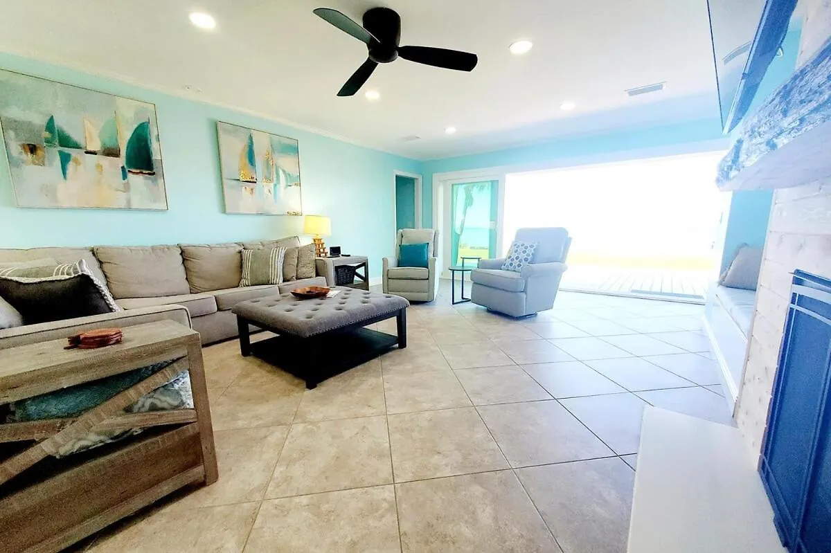 Hidden Gem With New Patio And Private Dock United States